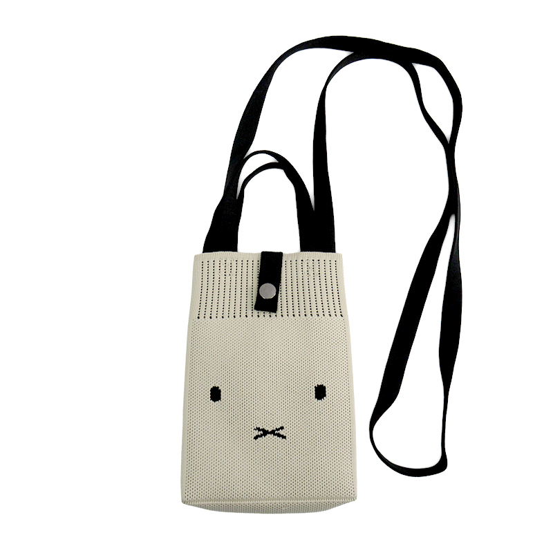 miffy ニットショルダーバッグ ミッフィーフェイス IV